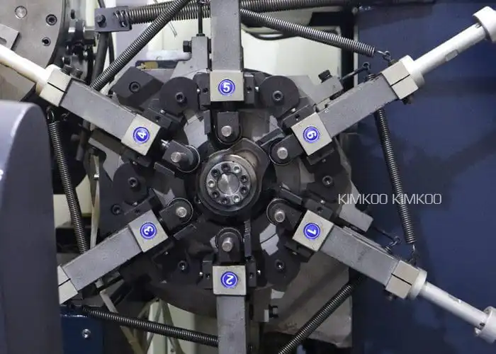 Six Manipulator Transfer Mechanism